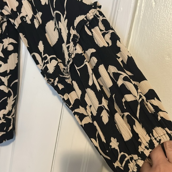 Target Blouse ⚫️ medium - Picture 4 of 5